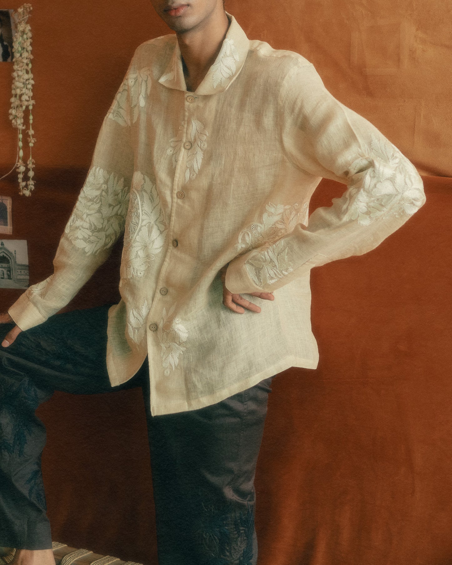 Keiri Motif Beige Shirt